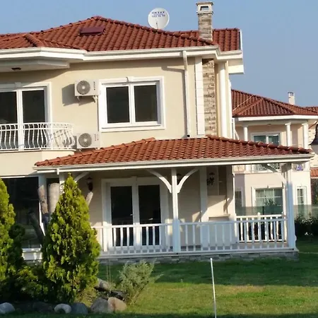 Palace Kirkpinar Villa