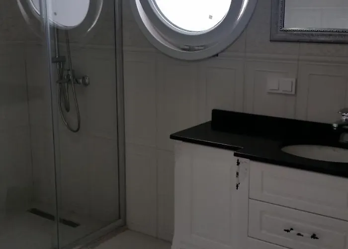 Vila Palace Kirkpinar *