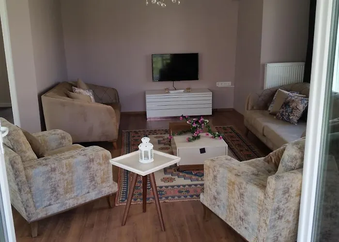 Palace Kirkpinar Villa