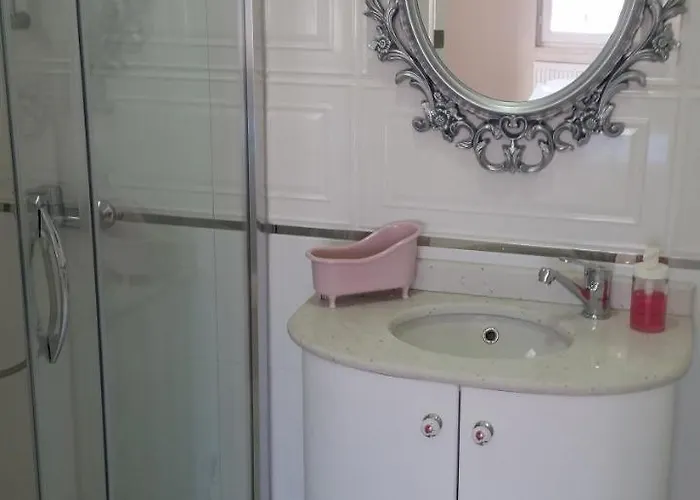 Palace Kirkpinar Vila *