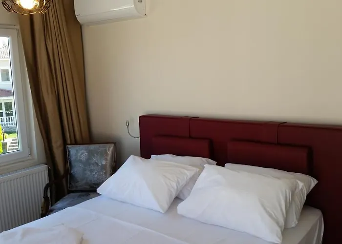 Palace Kirkpinar Villa