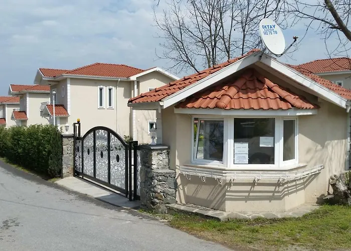 Palace Kirkpinar