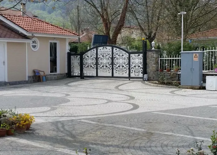 Palace Kirkpinar Vila