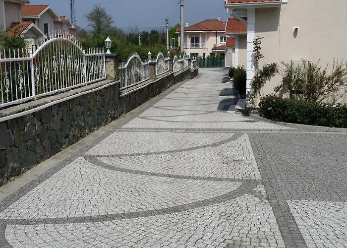 Palace Kirkpinar Vila