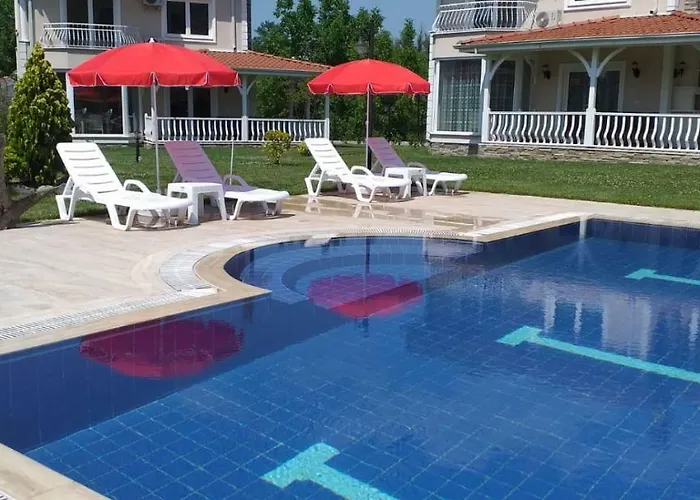 Vila Palace Kirkpinar