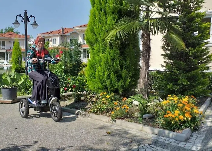 Vila Palace Kirkpinar *