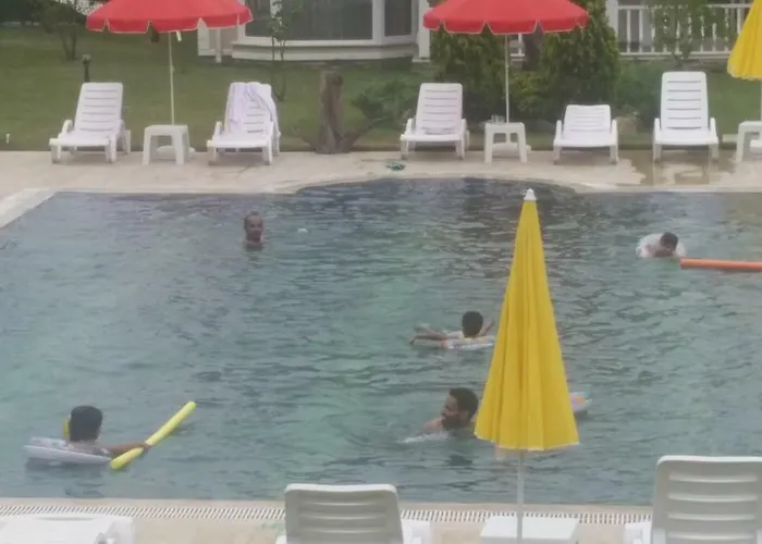 Palace Kirkpinar Villa *